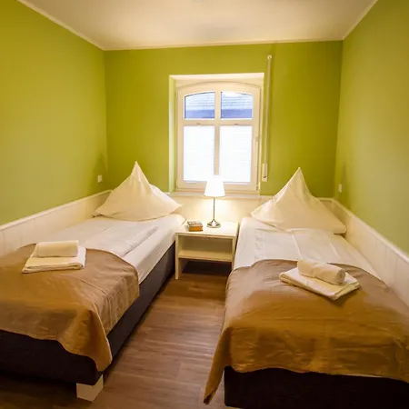 Int Hoern 2 Eg Apartamento *